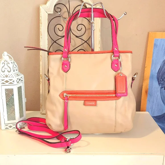 Coach Daisy Mia Spectator Satchel EUC - Picture 1 of 8